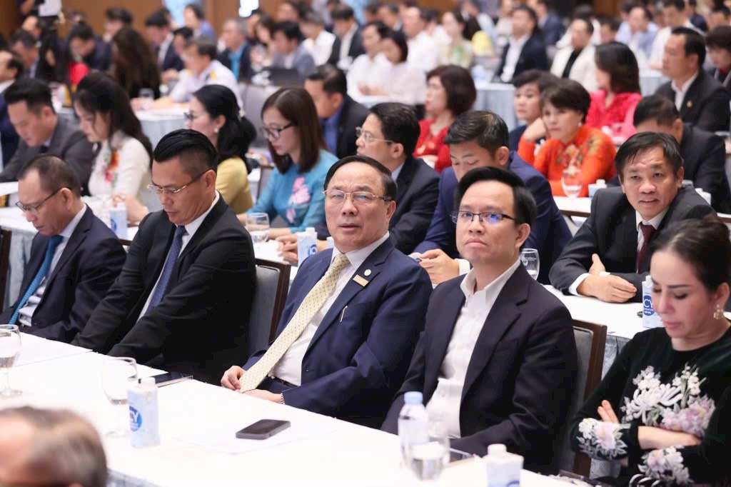 Tập đoàn Hồ Gươm tham gia buổi gặp mặt đại diện doanh nhân Việt Nam cùng Thường trực Chính phủ – Thủ tướng Phạm Minh Chính_1