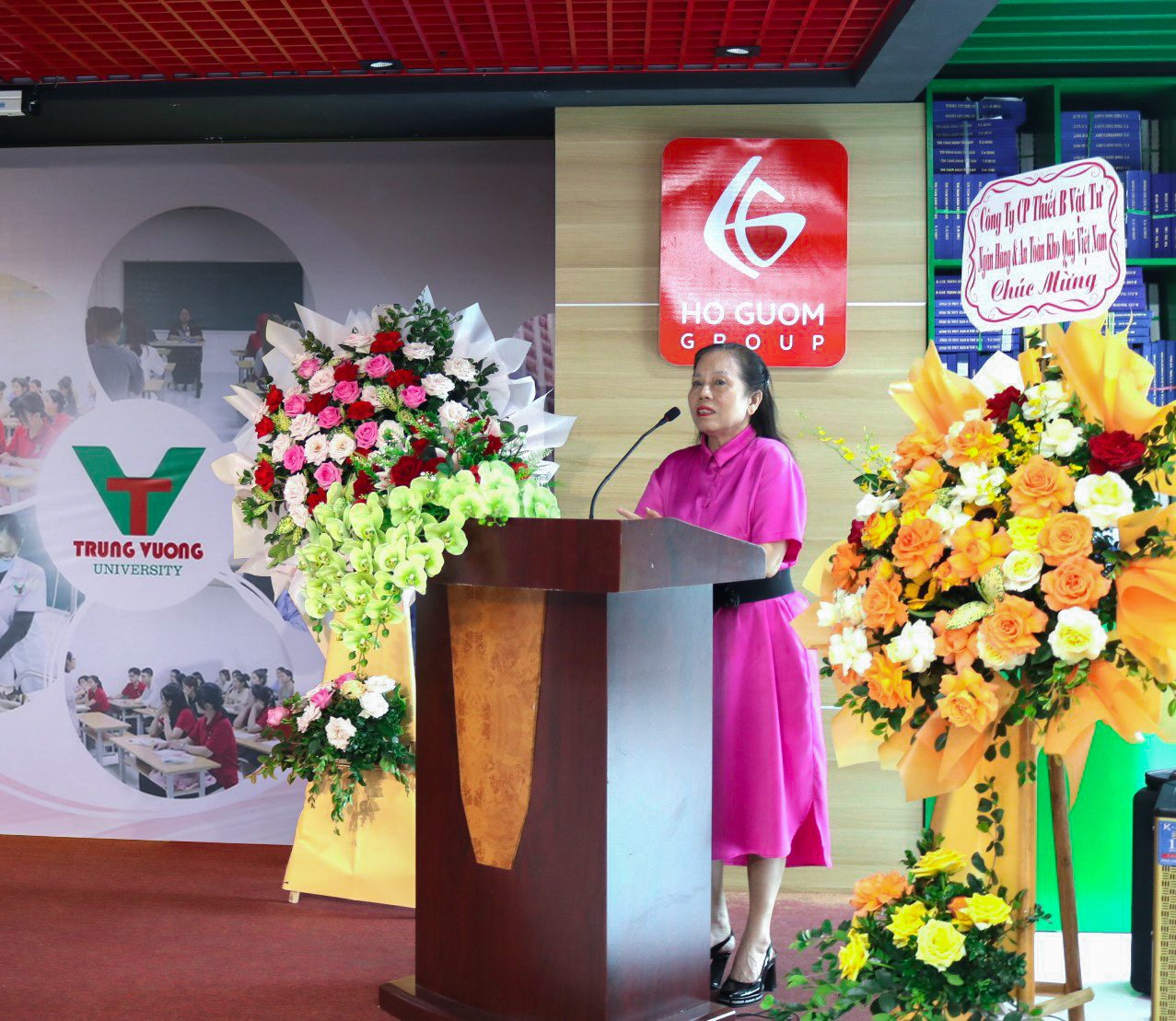 Bà Ninh Thị Ty - Chủ tịch Tập đoàn Hồ Gươm - Chủ tịch Hội đồng trường Đại học Trưng Vương chia sẻ