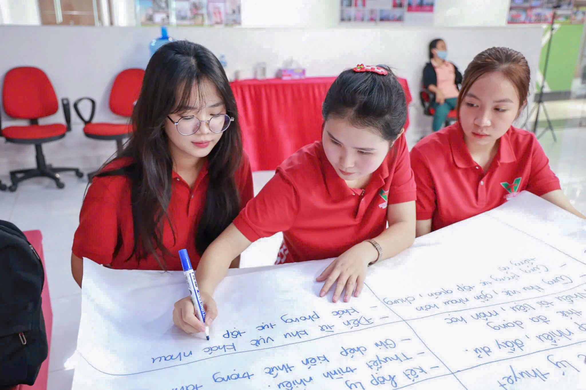 Chương trình trang bị kỹ năng mềm cho sinh viên K15 TV-UNI: “Cuộc sống sinh viên và tinh thần đại học”